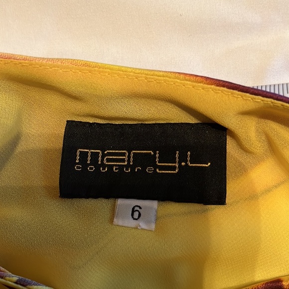 Mary L. Couture Silk Fit & Flare Silhouette. Preowned - Picture 8 of 11